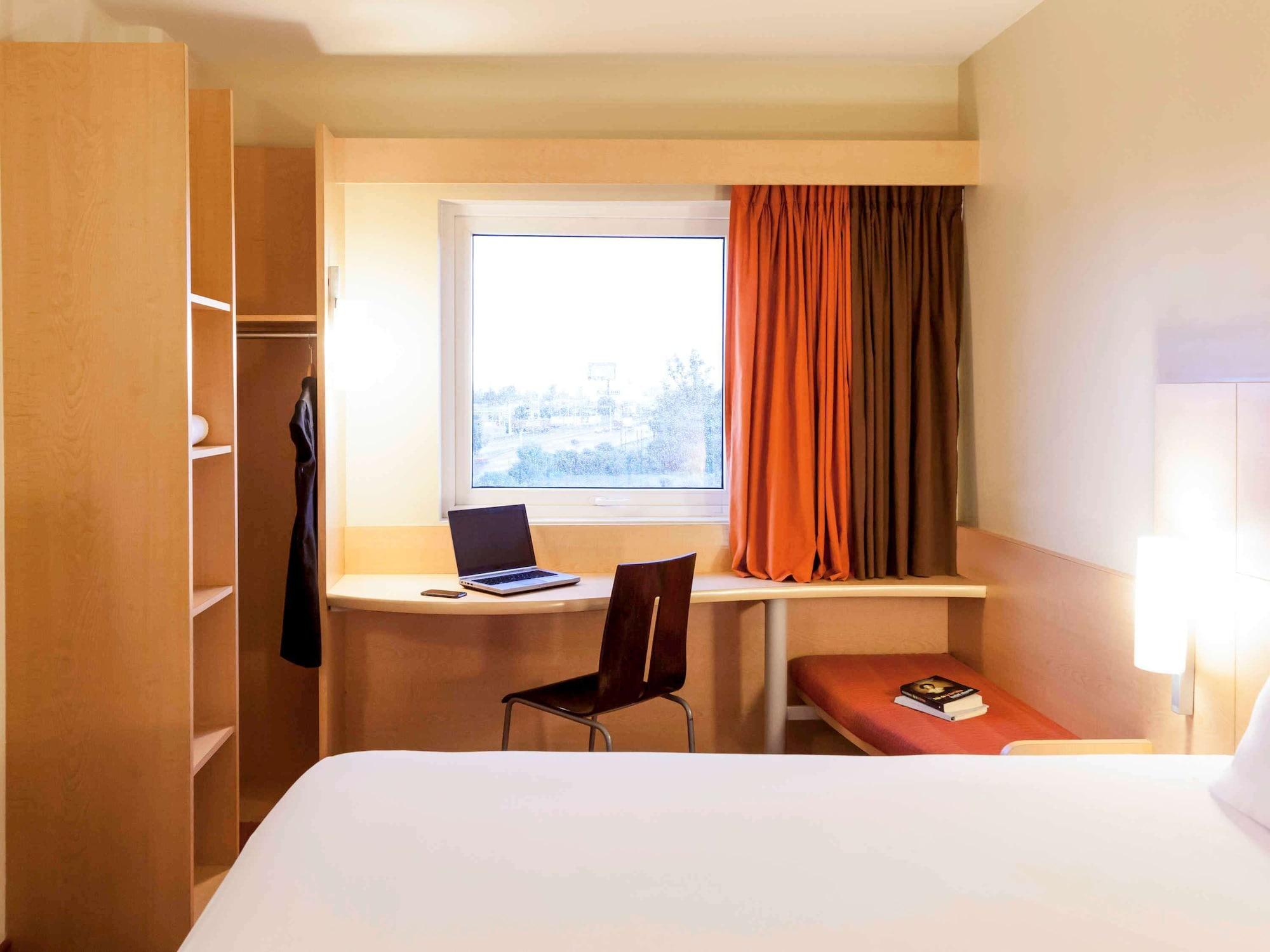 Ibis Aguascalientes Norte Buitenkant foto