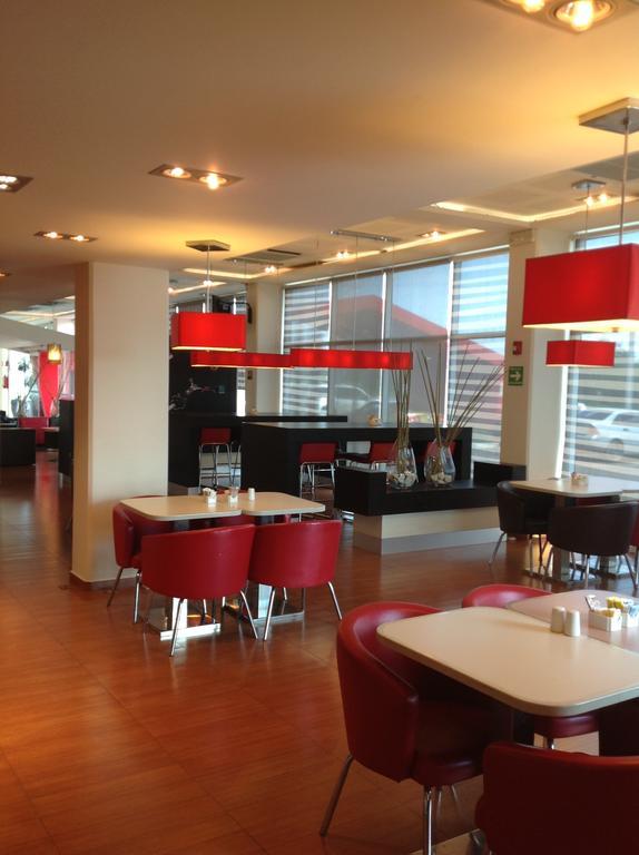 Ibis Aguascalientes Norte Buitenkant foto